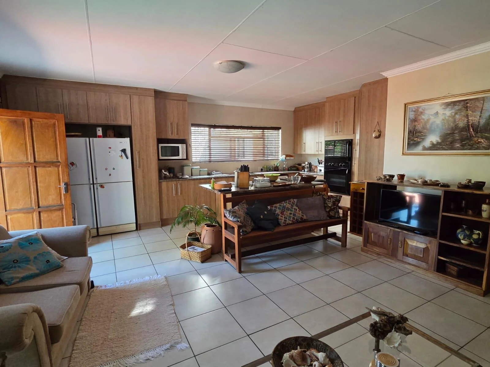 4 Bedroom Double story Family Home -  Three Rivers East. (House with flatlet)