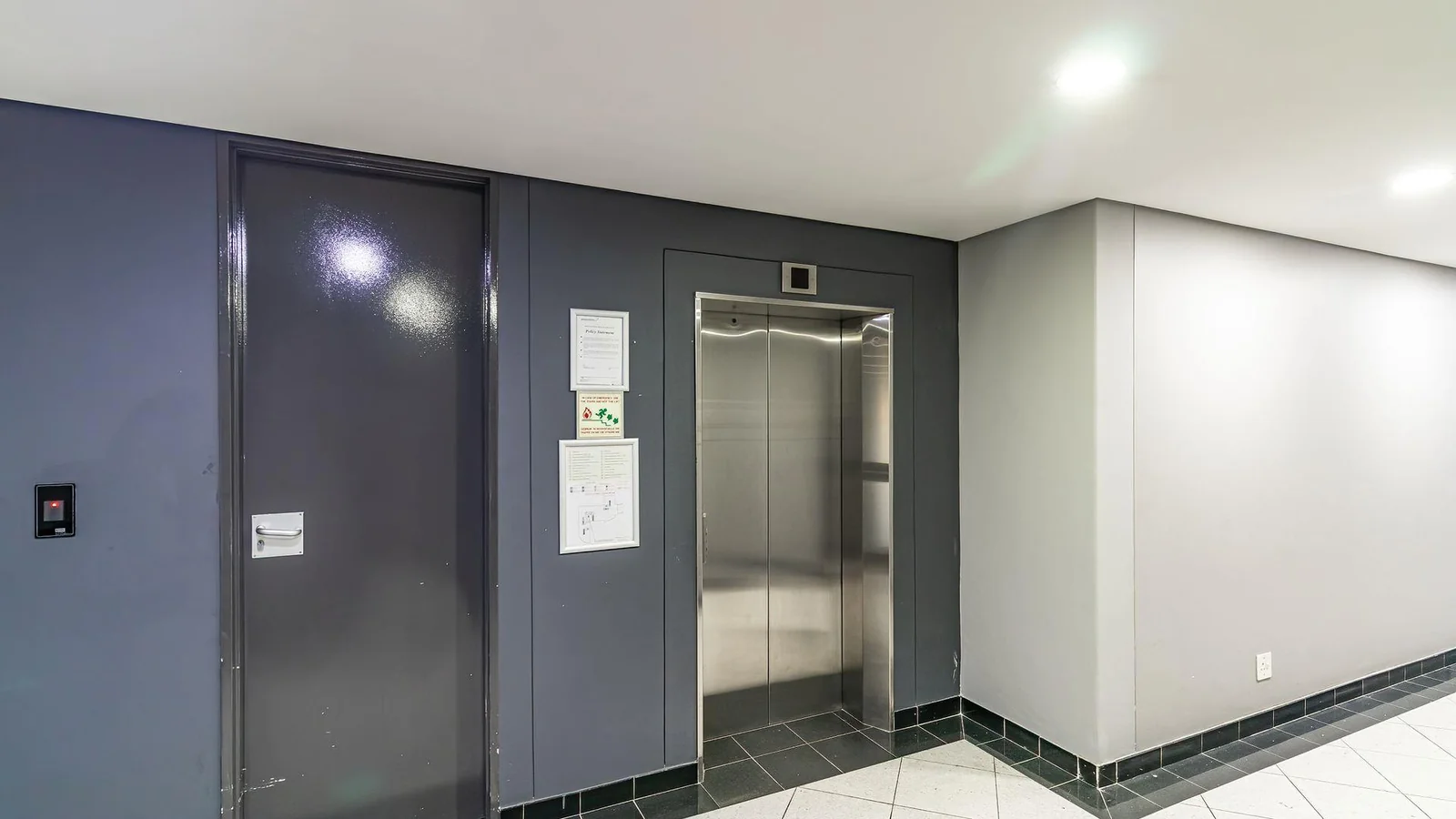 Modern Refurbished Office Space To Let – Midrand Gate