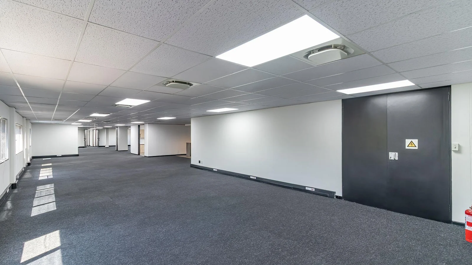 Modern Refurbished Office Space To Let – Midrand Gate