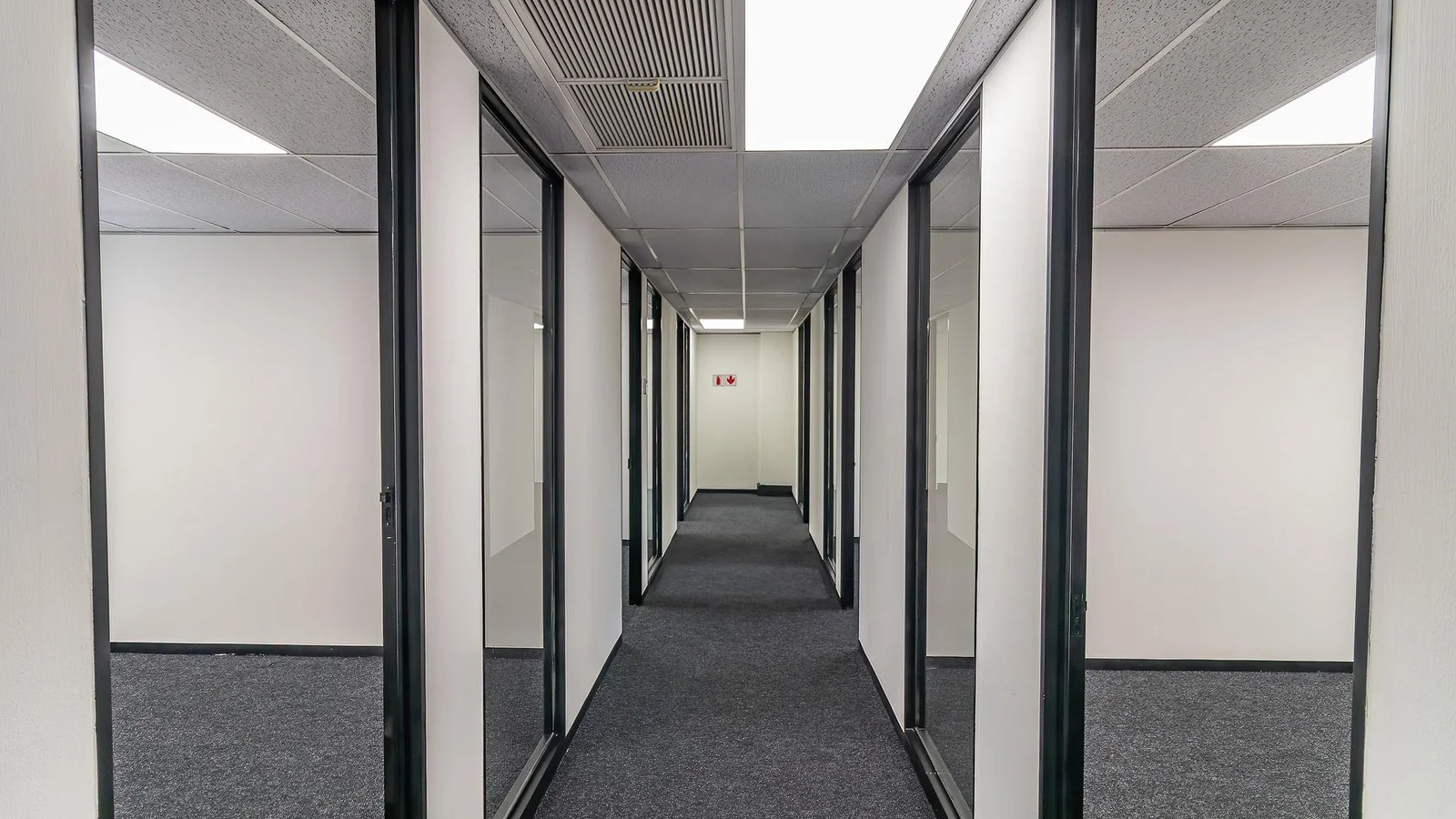 Modern Refurbished Office Space To Let – Midrand Gate