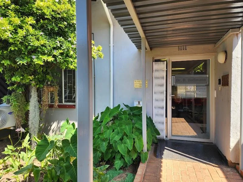 Medical / Professional Consulting Suite To Let – Van Riebeeck Park