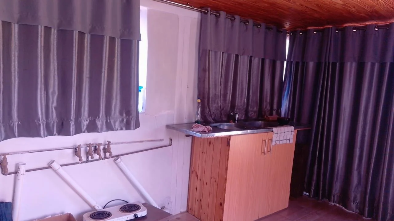 3 Bedroom, 2 bathroom home available in Paul Roux