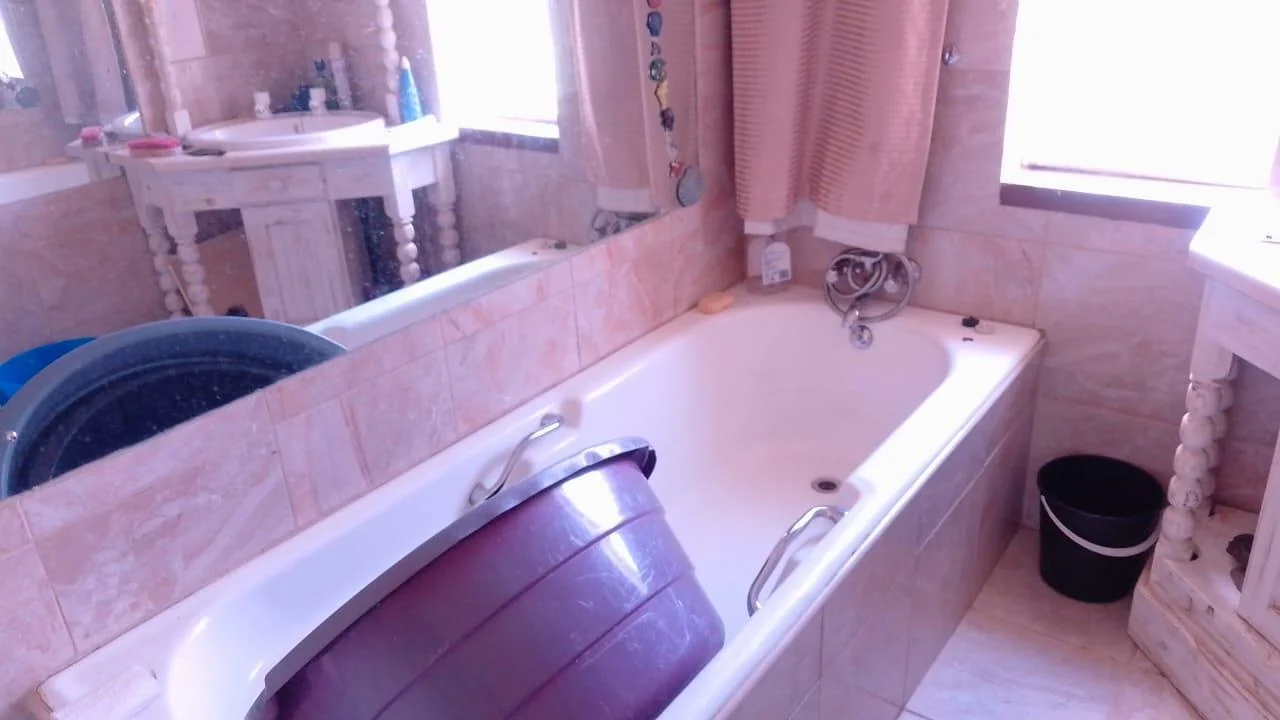 3 Bedroom, 2 bathroom home available in Paul Roux