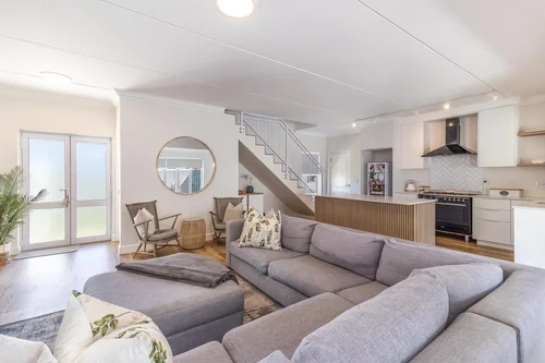 13 Kromme Rhee, Nooitgedacht Village, Stellenbosch