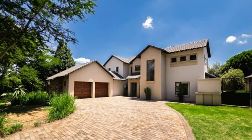 Midstream Estate, Centurion