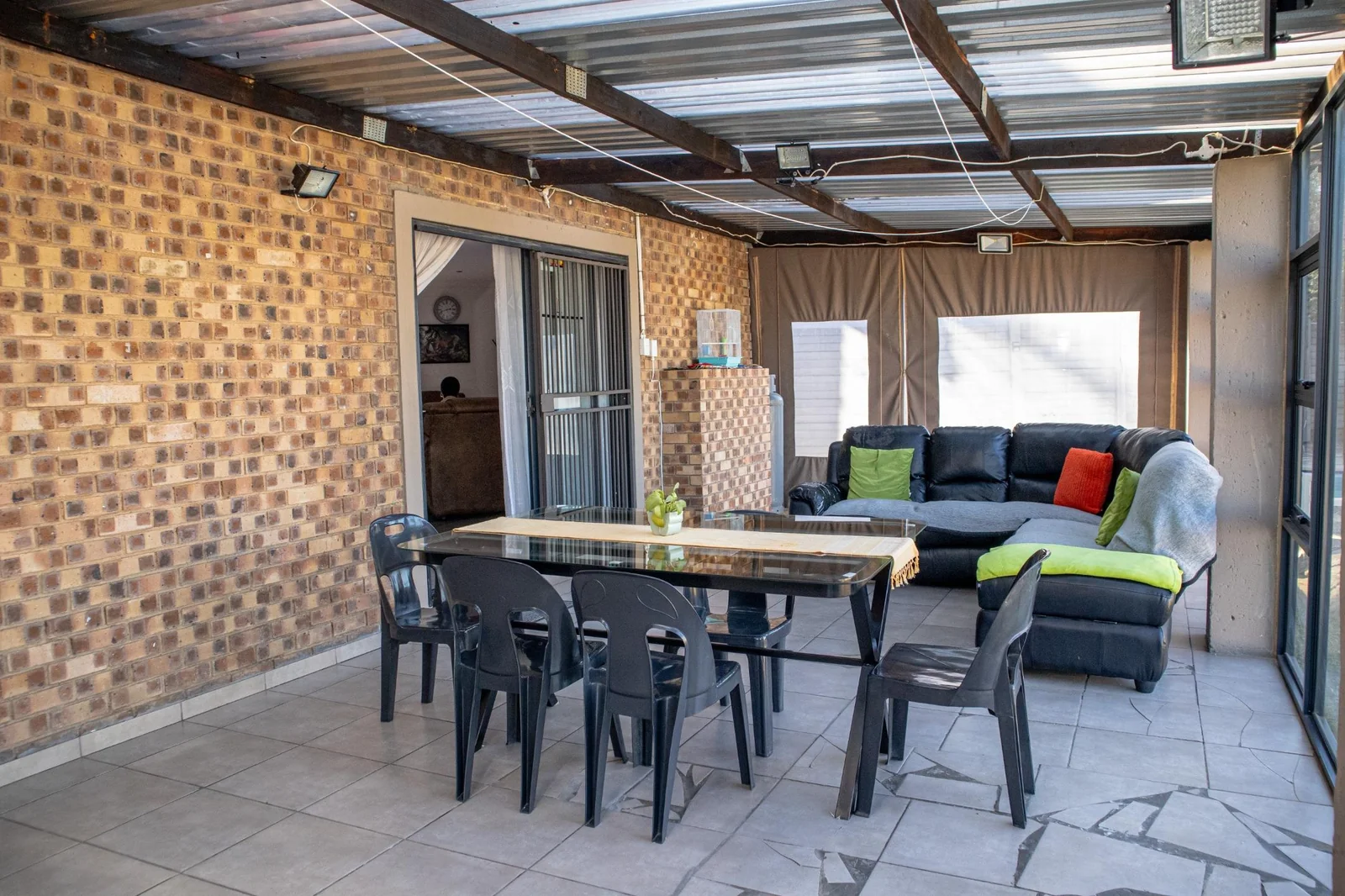 Ready to move in, Modern family home in Terenure