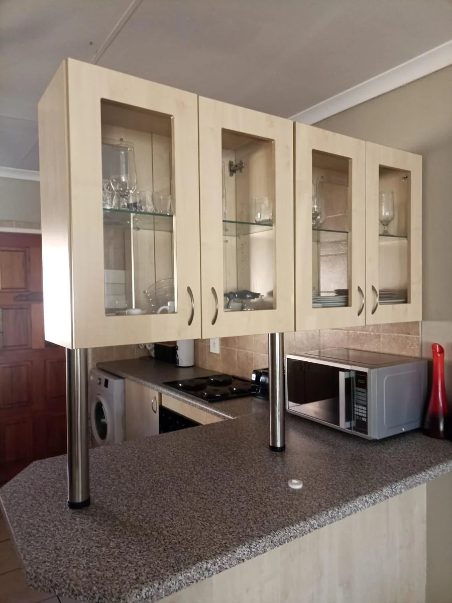 Lovely Two Bedroom Townhouse 4 Sale in Montana!!!!