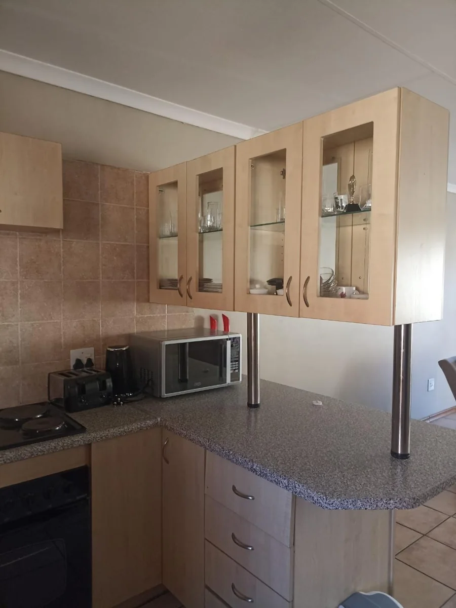 Lovely Two Bedroom Townhouse 4 Sale in Montana!!!!