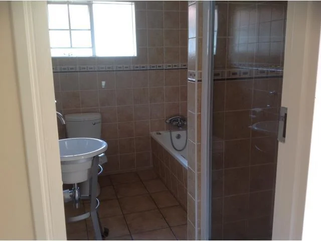 Lovely Two Bedroom Townhouse 4 Sale in Montana!!!!