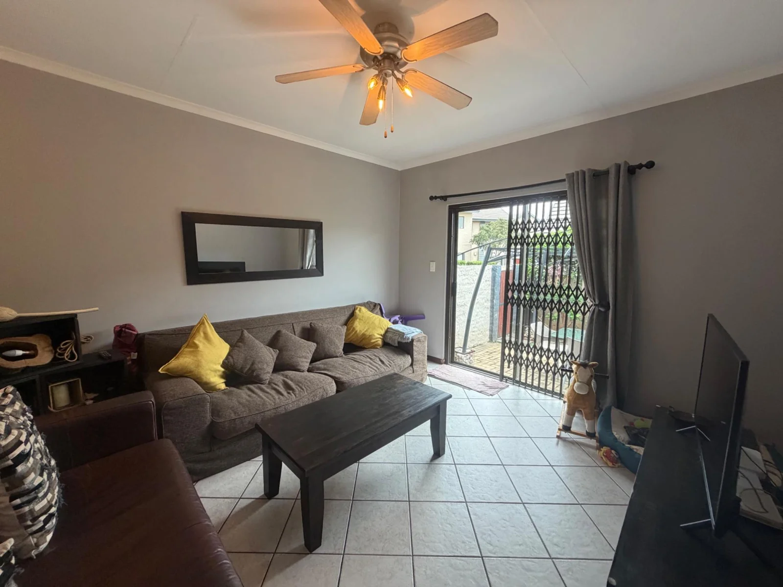 NEAT AS A PIN ..... LOOSE STANDING SIMPLEX!