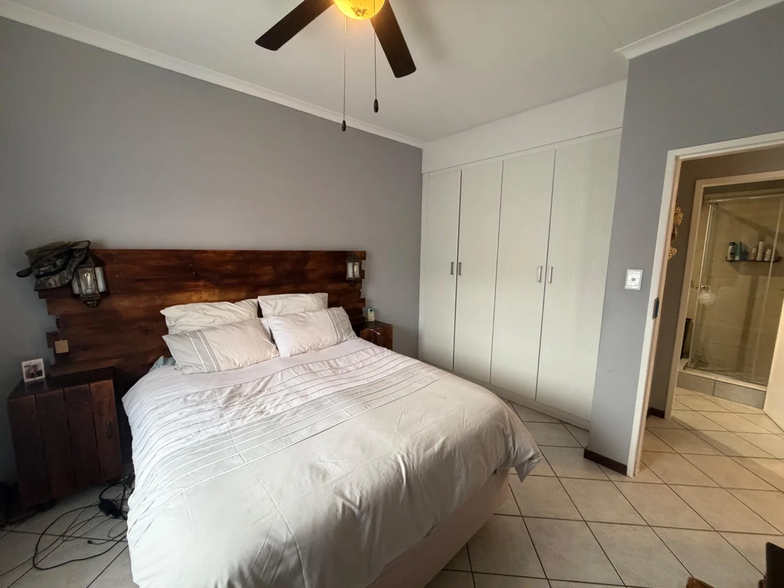 NEAT AS A PIN ..... LOOSE STANDING SIMPLEX!