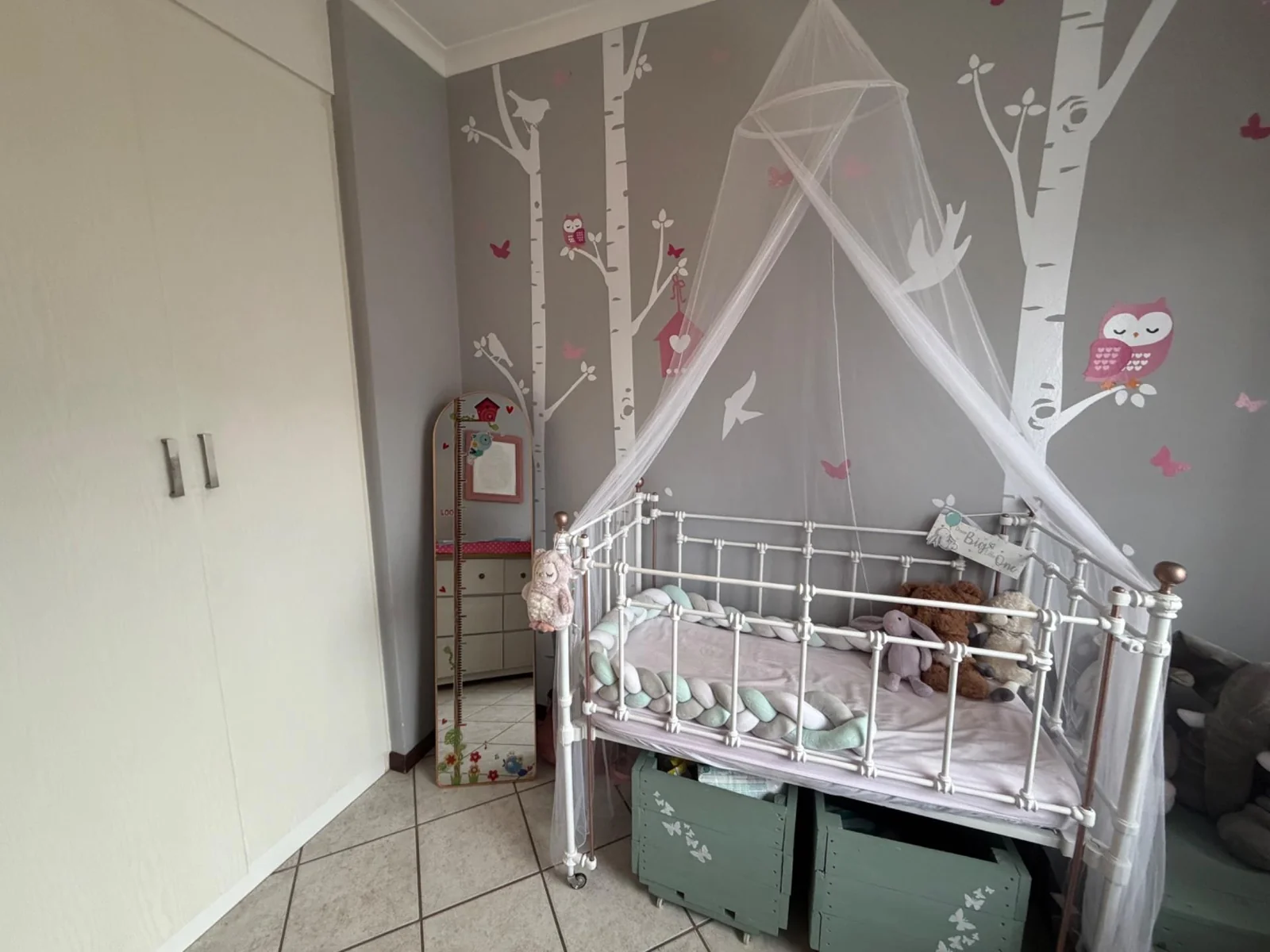 NEAT AS A PIN ..... LOOSE STANDING SIMPLEX!