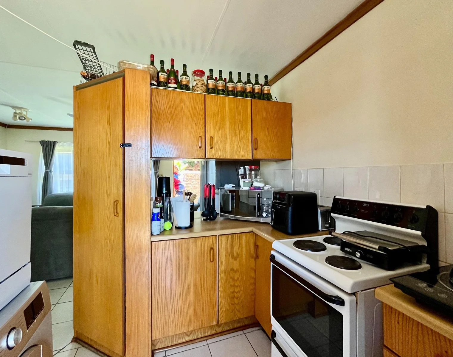 Sole Mandate , Just Listed by Leapfrog property group<br/>