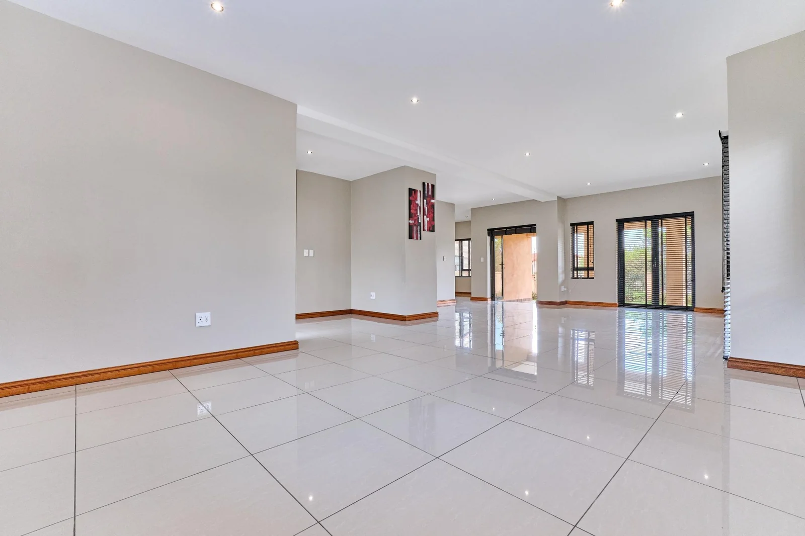 House for Rent in Avianto Estate