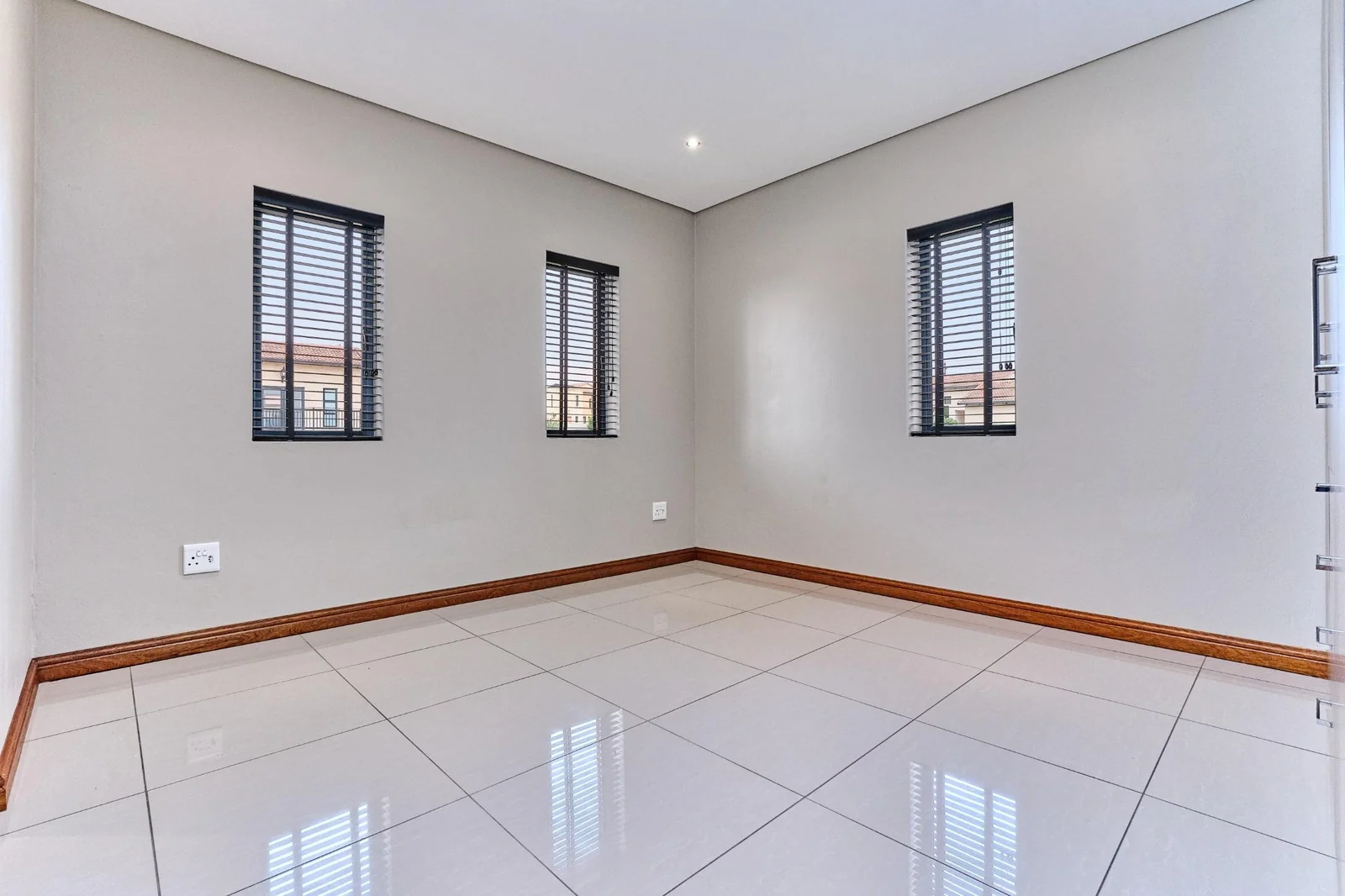 House for Rent in Avianto Estate