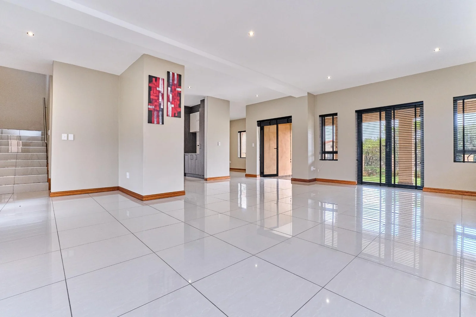 House for Rent in Avianto Estate