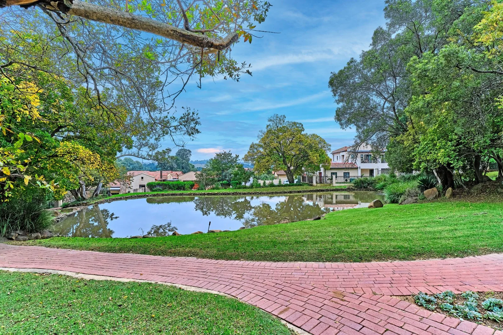 House for Rent in Avianto Estate