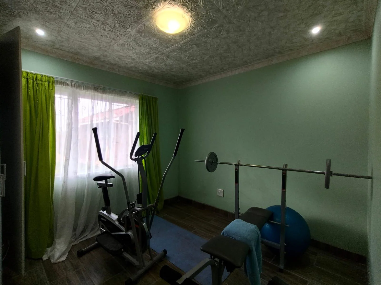 4 Bedroom House For Sale