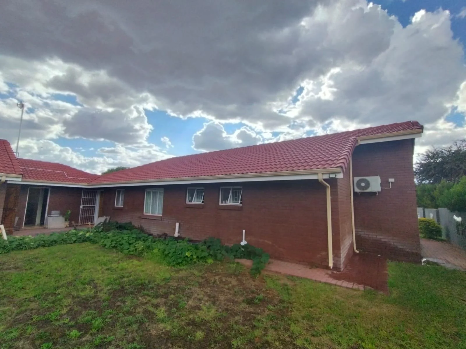 4 Bedroom House For Sale