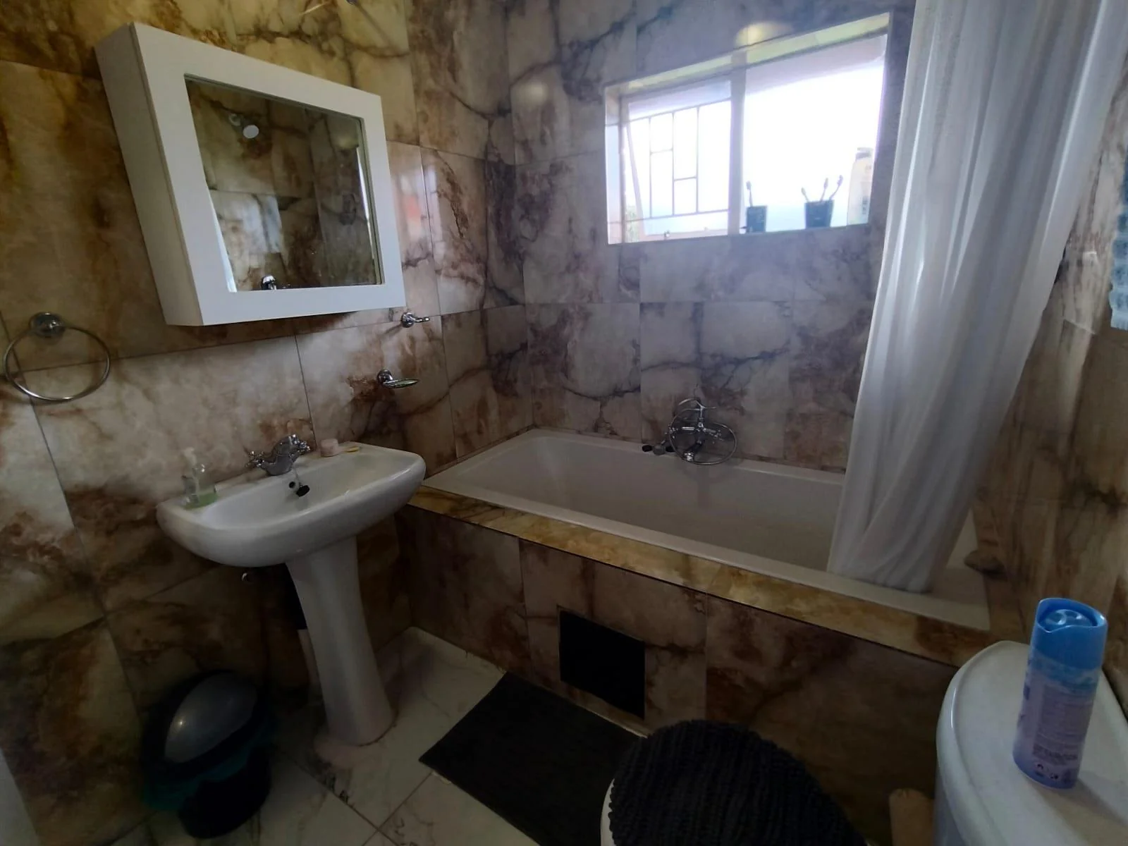 4 Bedroom House For Sale