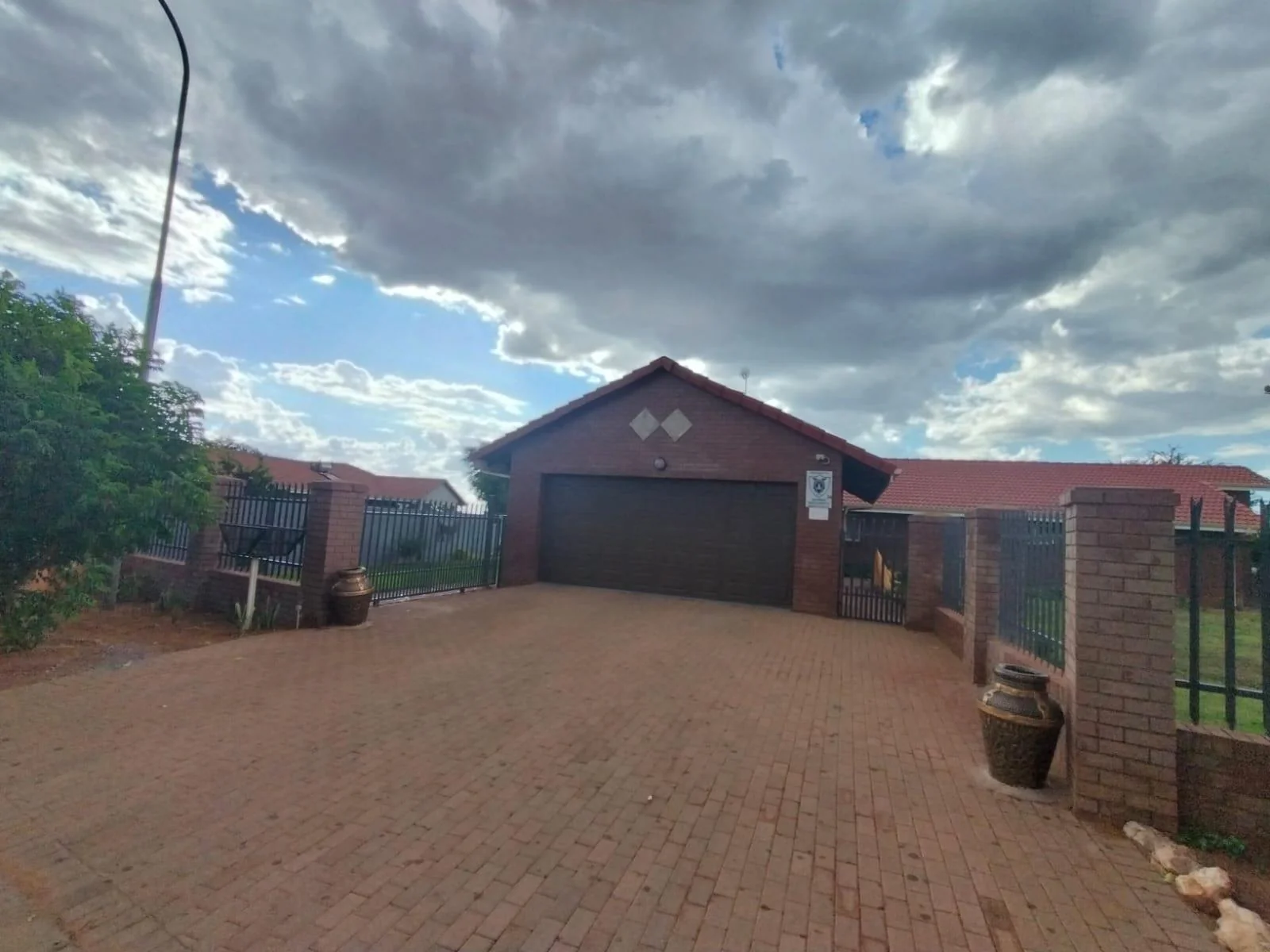 4 Bedroom House For Sale