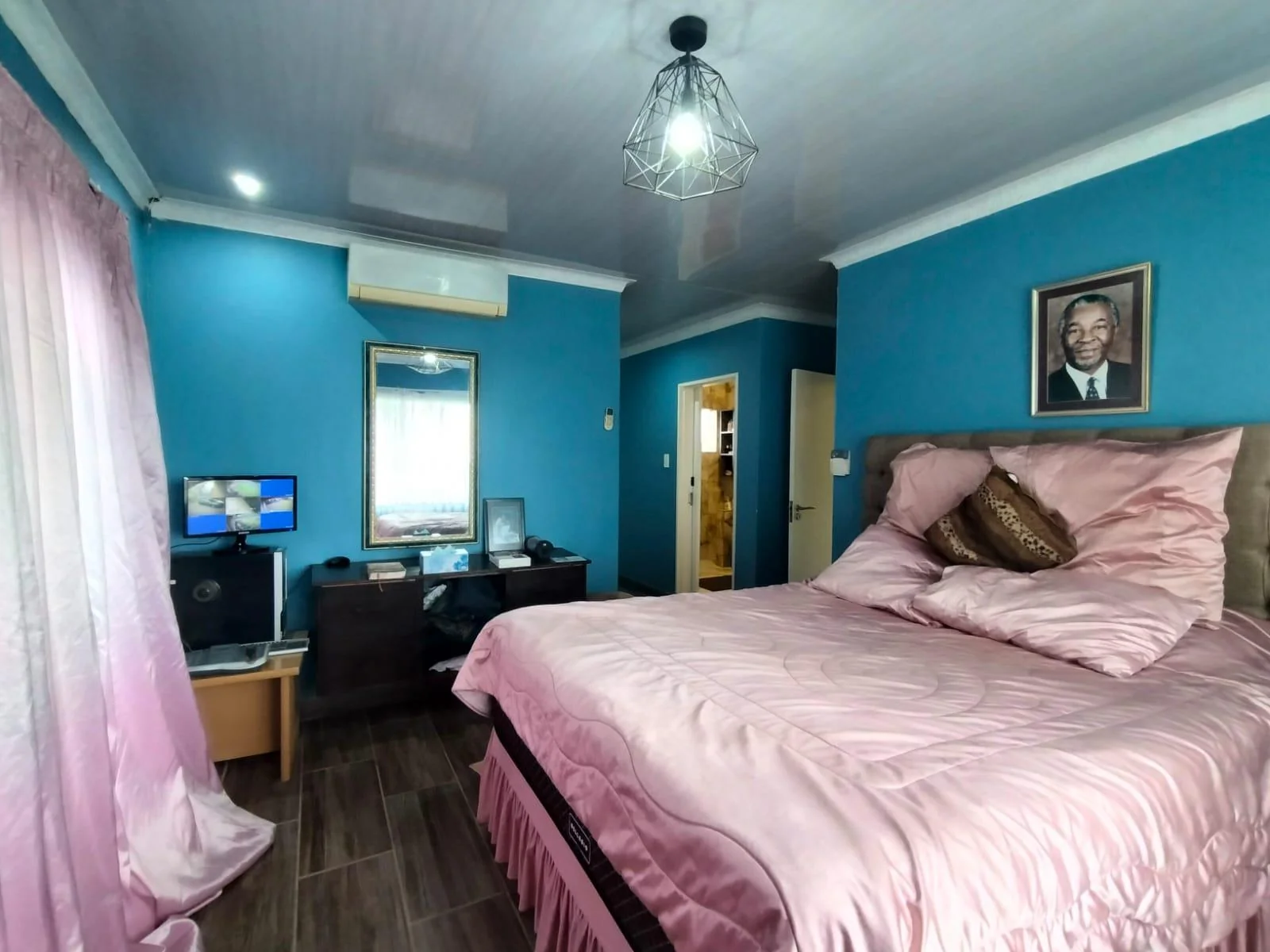 4 Bedroom House For Sale