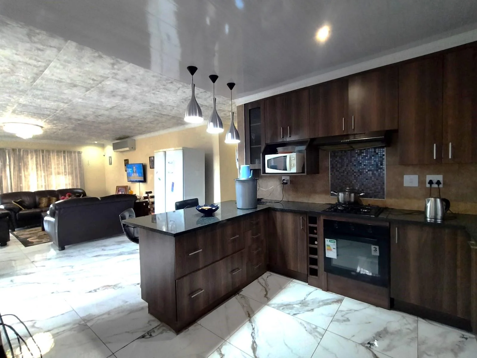 4 Bedroom House For Sale