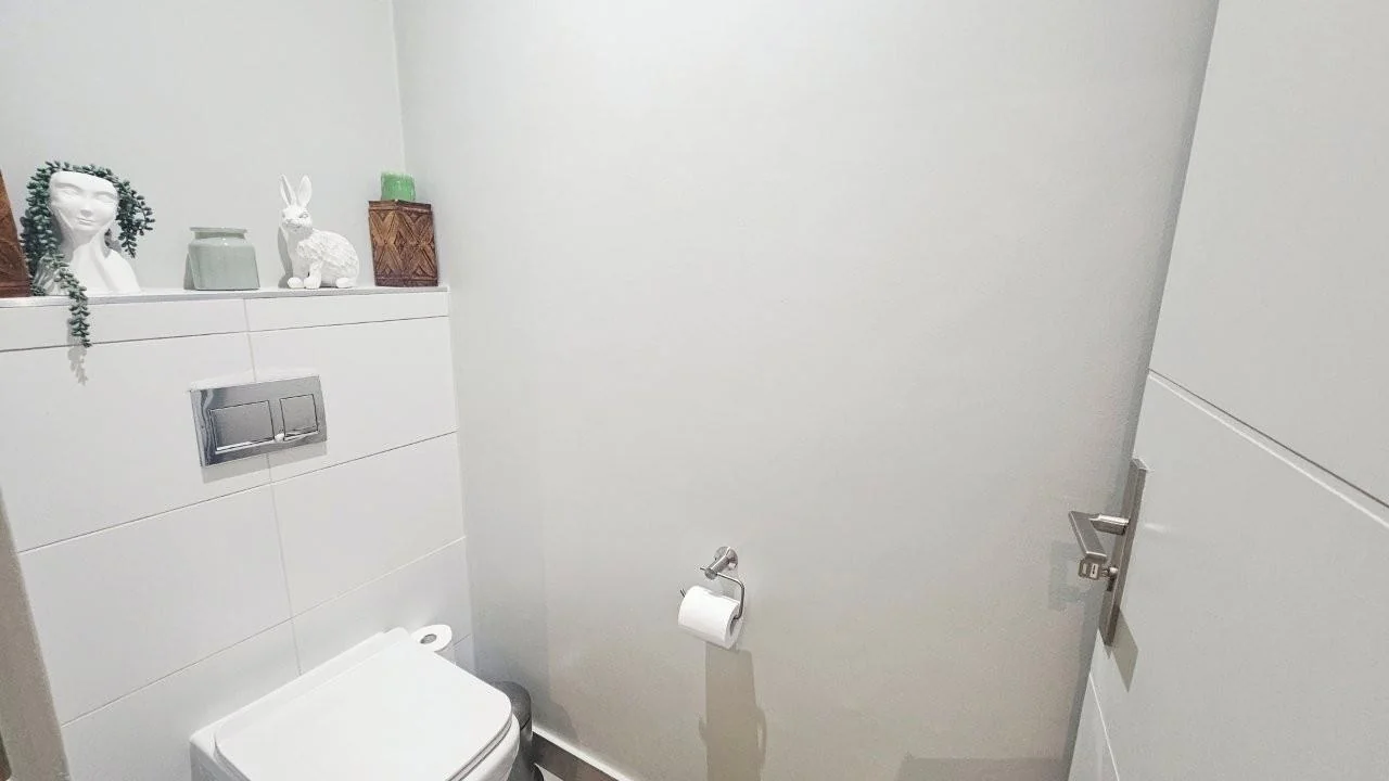 LUXURY 3 bedroom  ACCOMMODATION  – ASCEND TO MIDSTREAM