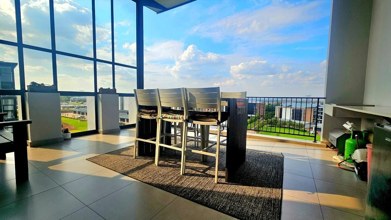 LUXURY 3 bedroom  ACCOMMODATION  – ASCEND TO MIDSTREAM