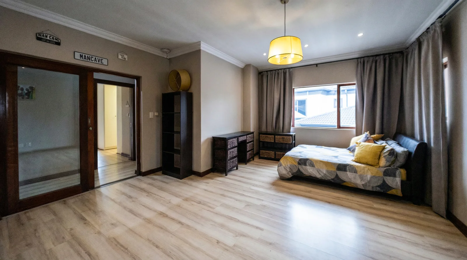 GENEROUS CLASSIC FAMILY HOME – SOLE AND EXCLUSIVE MANDATE