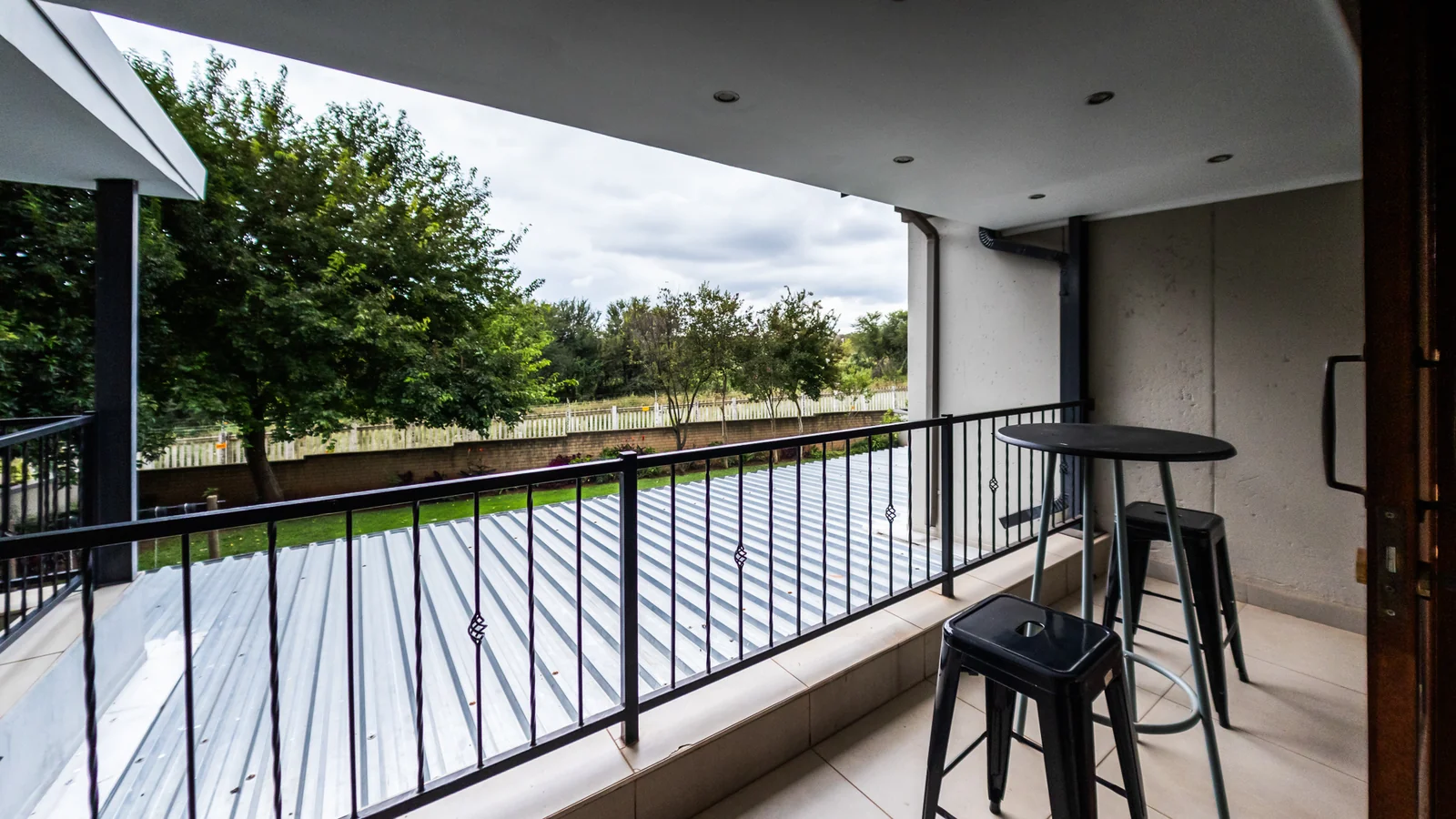 GENEROUS CLASSIC FAMILY HOME – SOLE AND EXCLUSIVE MANDATE