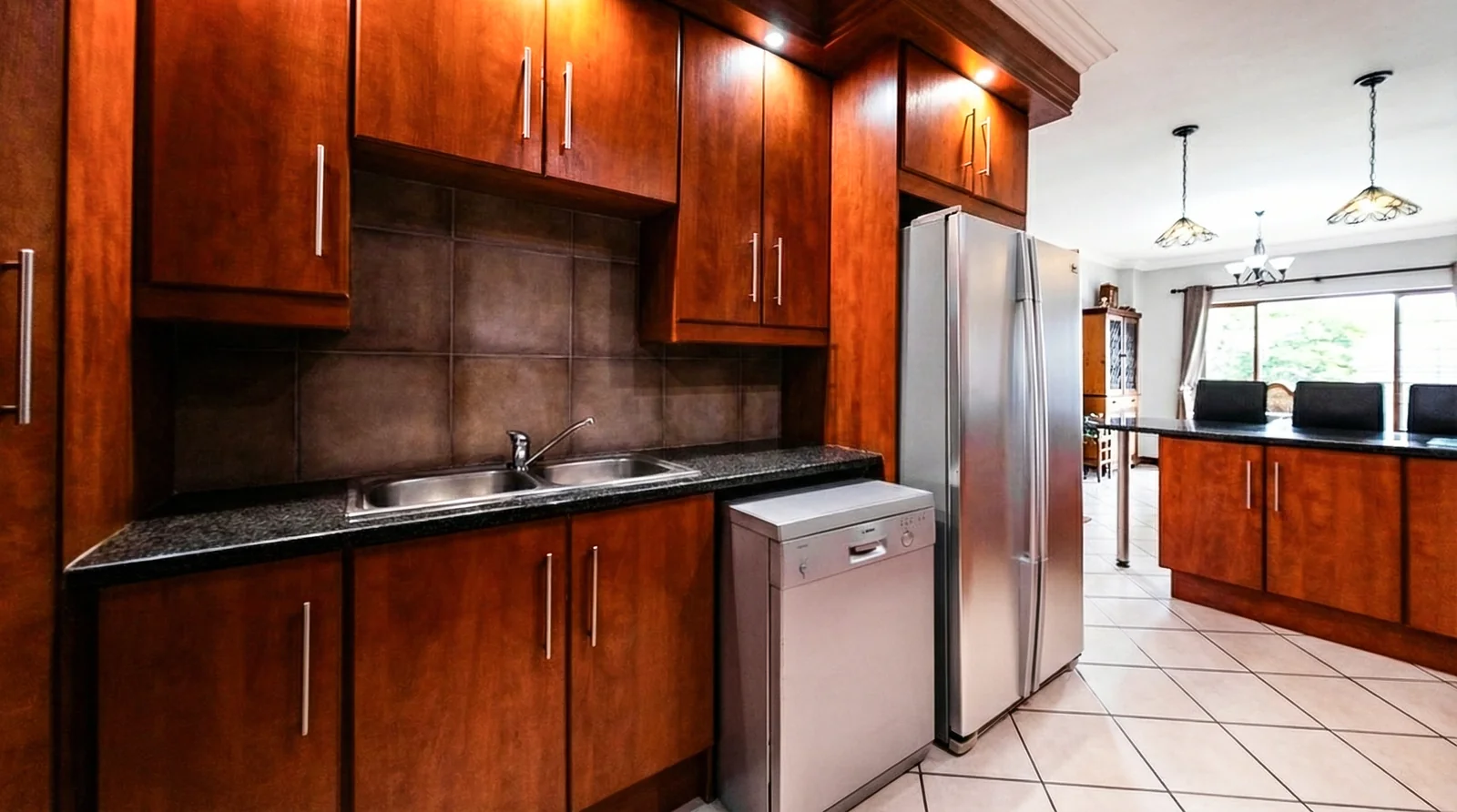 PERFECT MIDLANDS FREESTANDING STARTER HOME