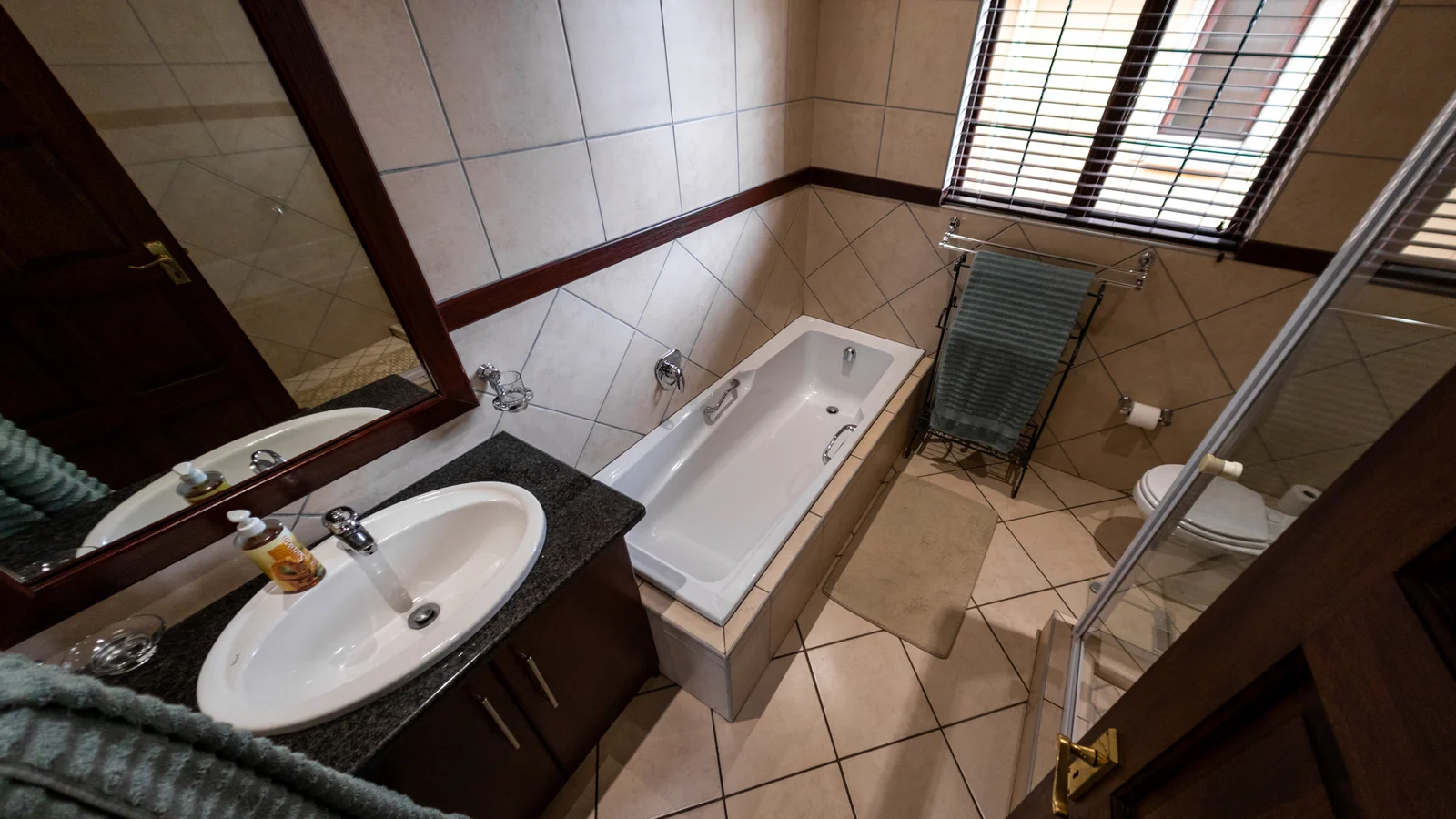 PERFECT MIDLANDS FREESTANDING STARTER HOME