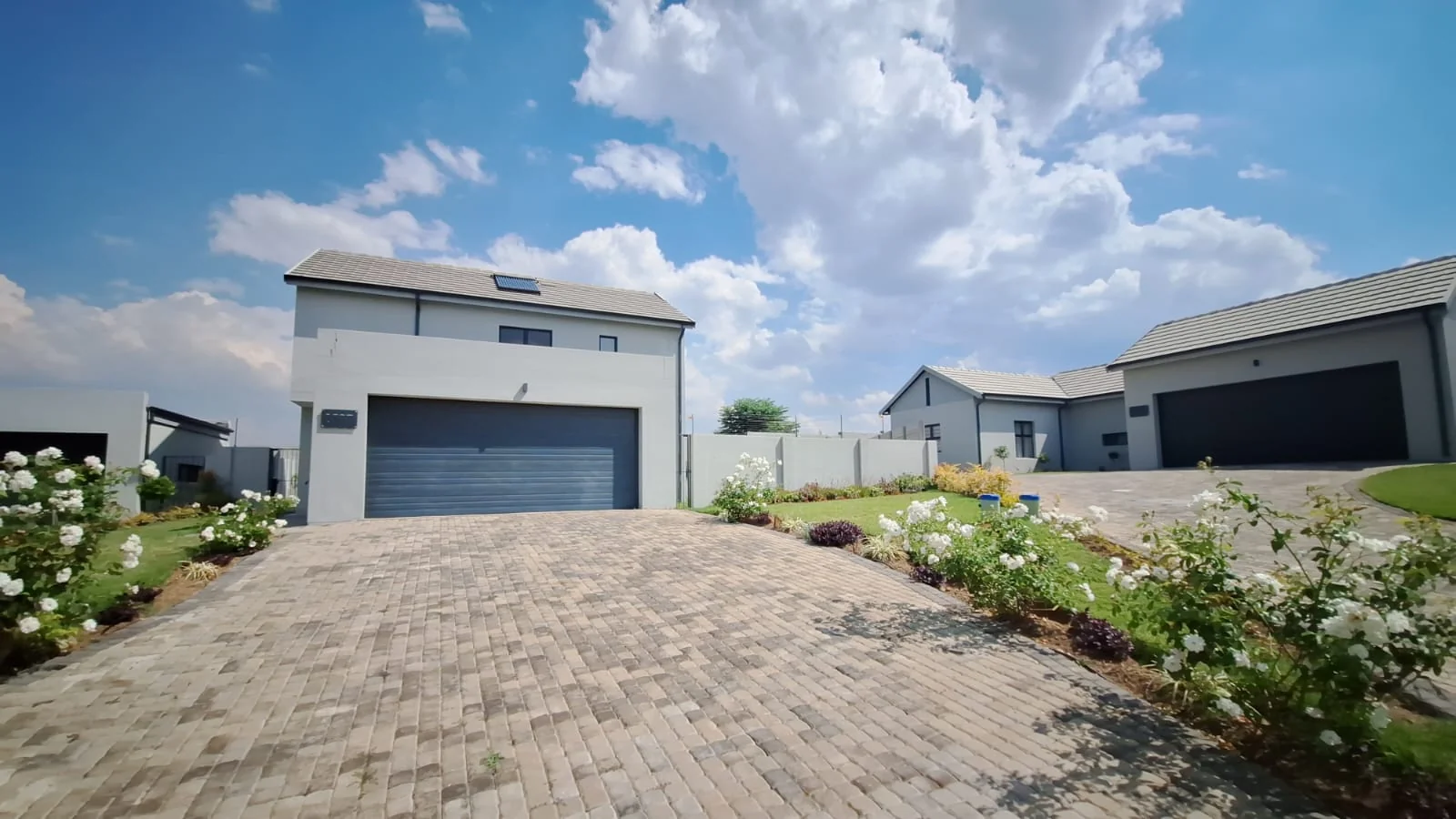 Secure 3 Bedroom Family Home To Rent in Willowbrook Estate