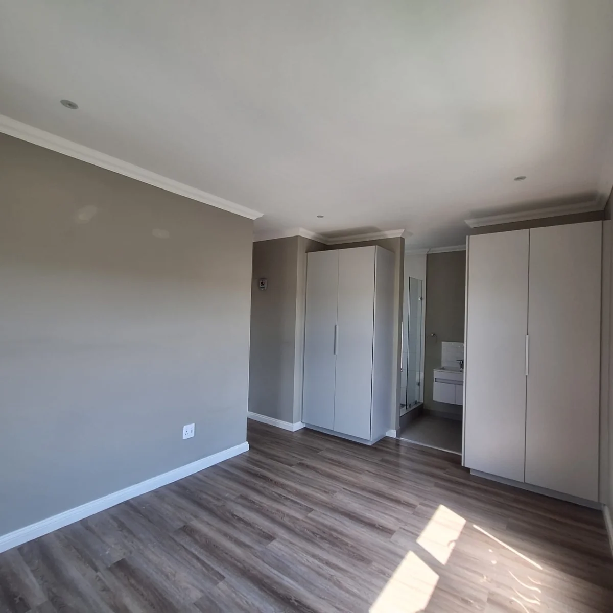 Secure 3 Bedroom Family Home To Rent in Willowbrook Estate