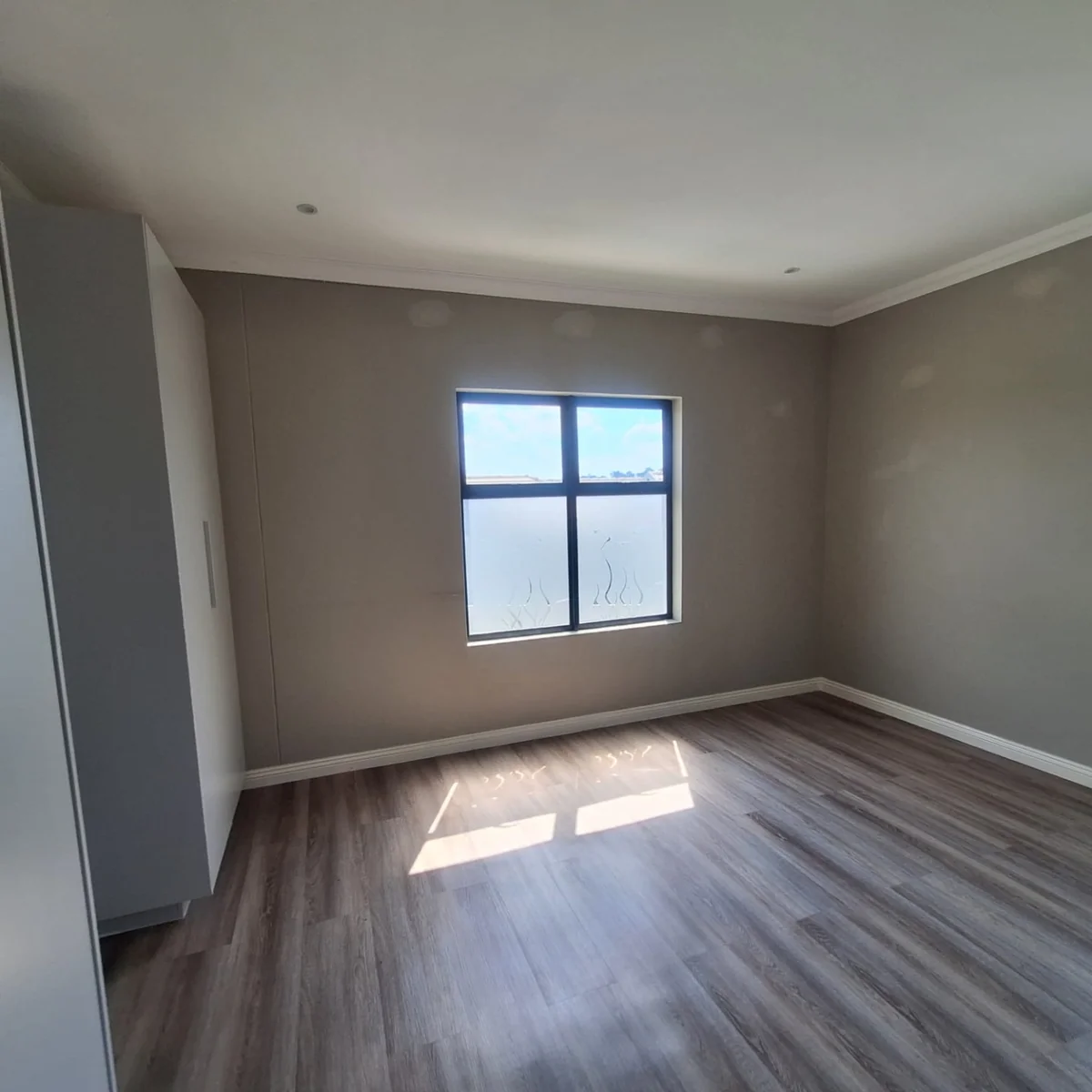 Secure 3 Bedroom Family Home To Rent in Willowbrook Estate