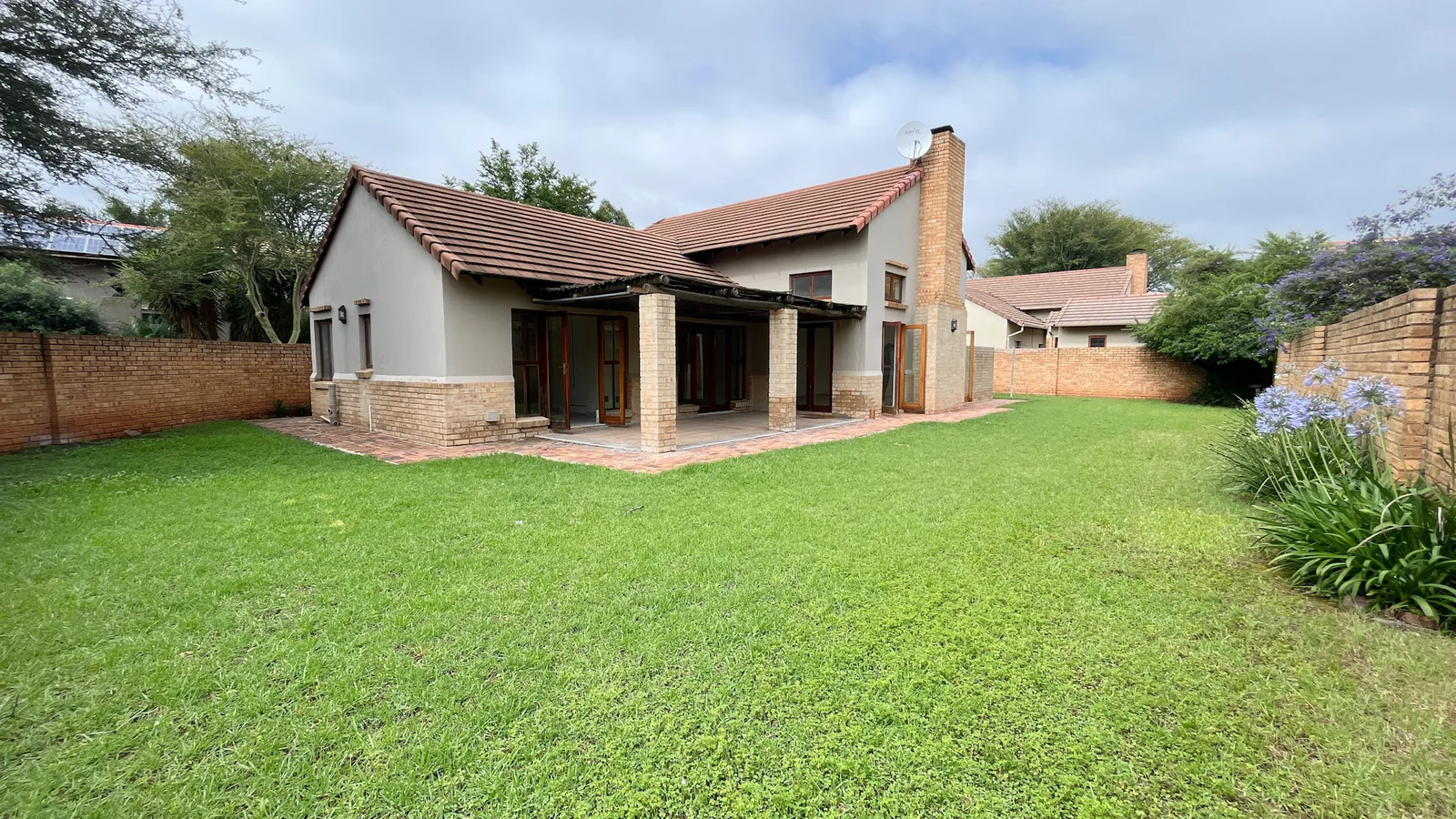 2 Bedroom House to Rent in Willowbrook