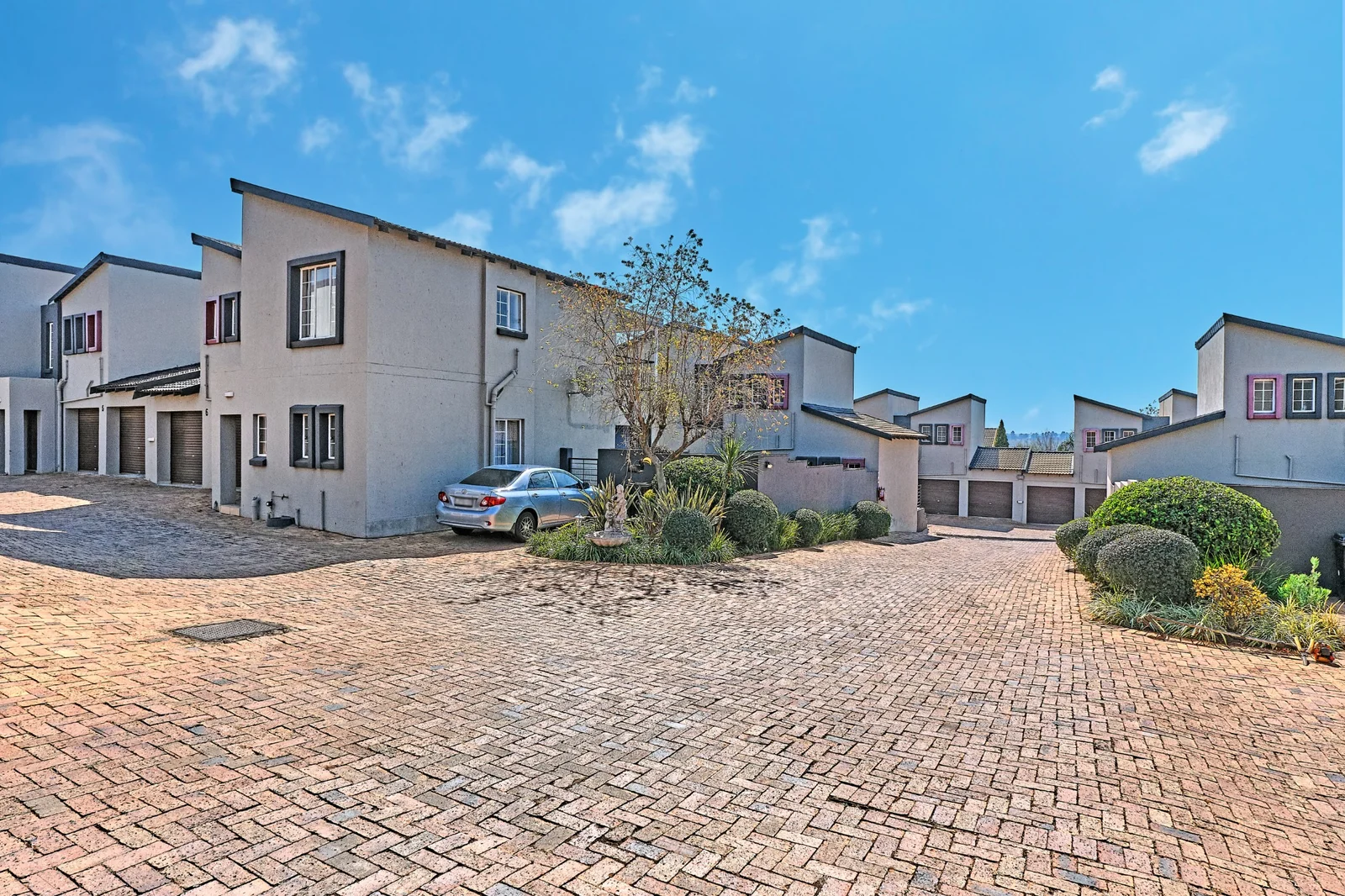 3 Bedroom Duplex for Sale