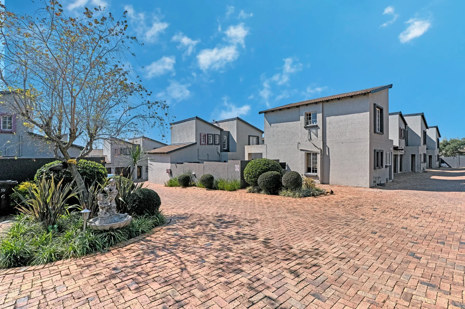 3 Bedroom Duplex for Sale