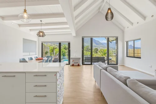 Hout Bay Central, Hout Bay