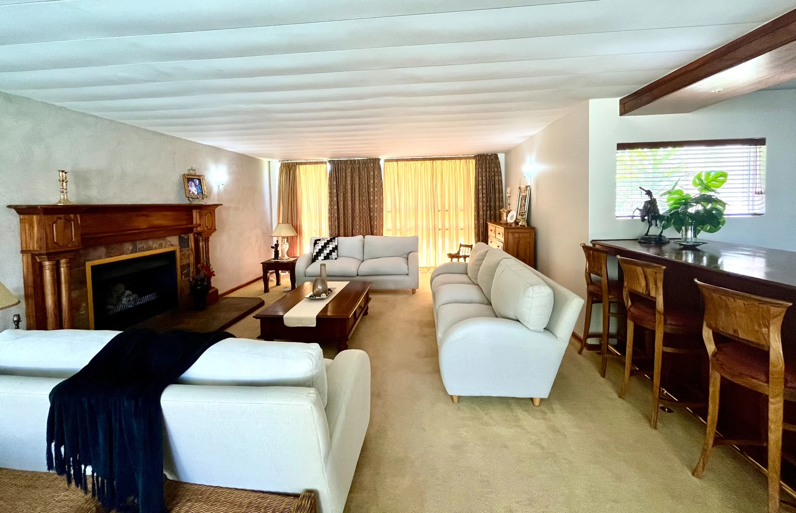 Just Listed <br/><br/>Architectural Dream where top location, luxury and style meet.