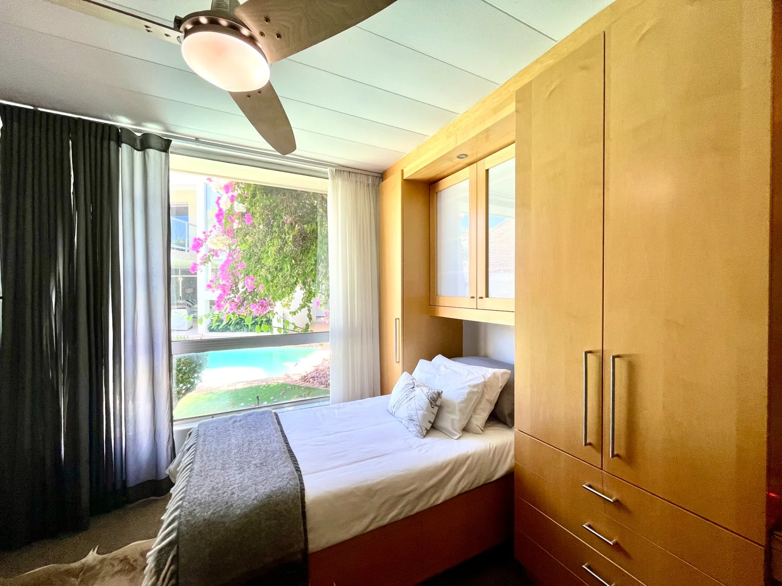 Just Listed <br/><br/>Architectural Dream where top location, luxury and style meet.