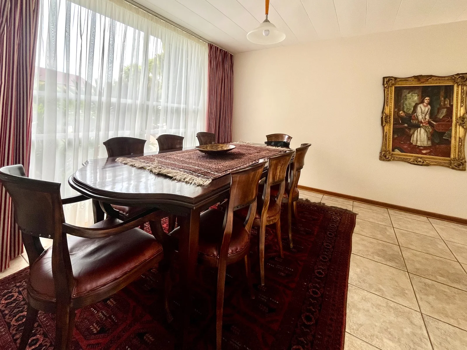 Just Listed <br/><br/>Architectural Dream where top location, luxury and style meet.