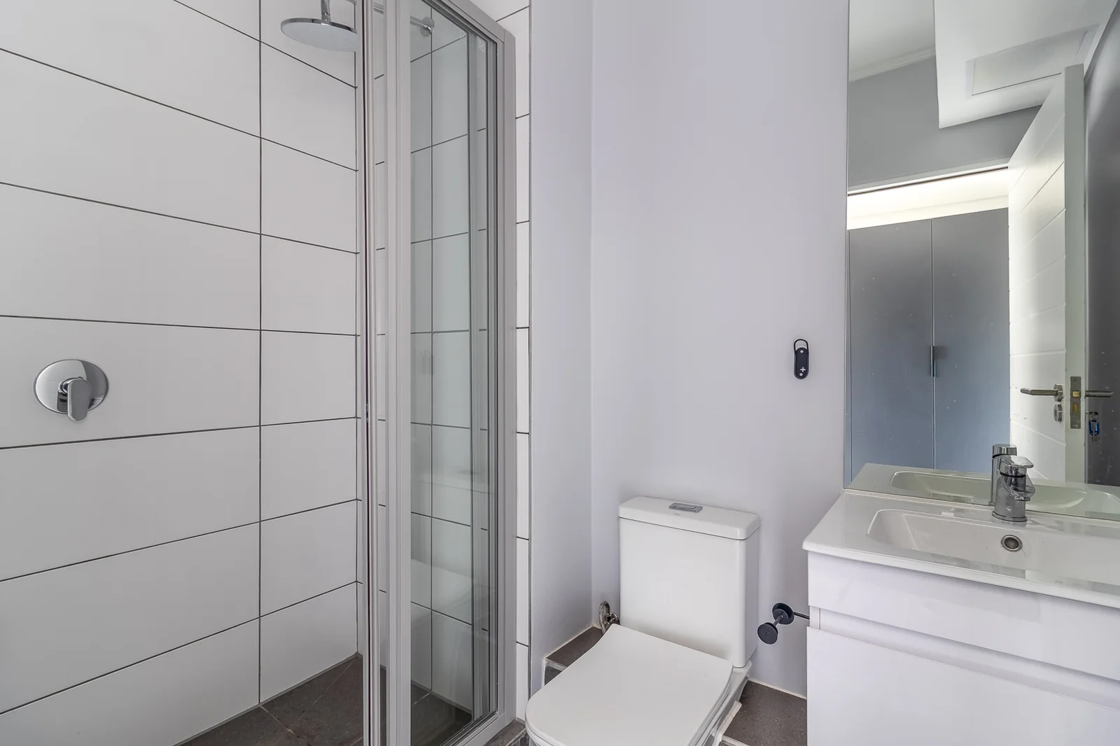 Vacant 3 bedroom apartment for sale in Newinbosch Estate