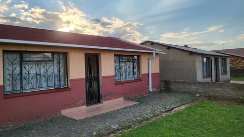 Sebokeng Zone 11, Sebokeng