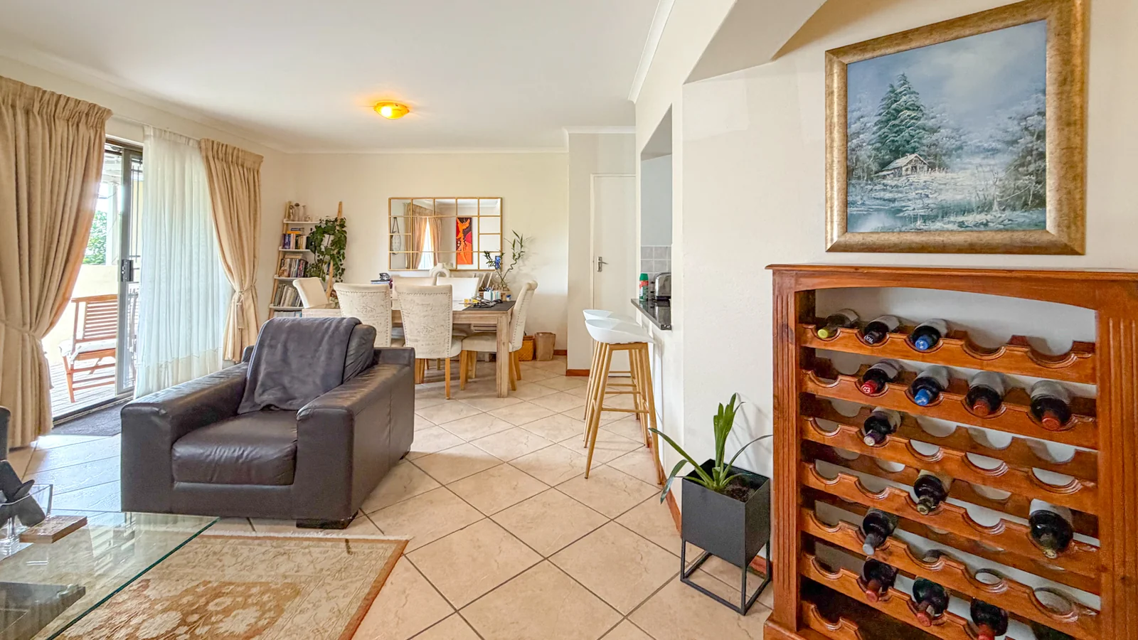Stylish 3-Bed Duplex with Double Garage + Louvered Patio