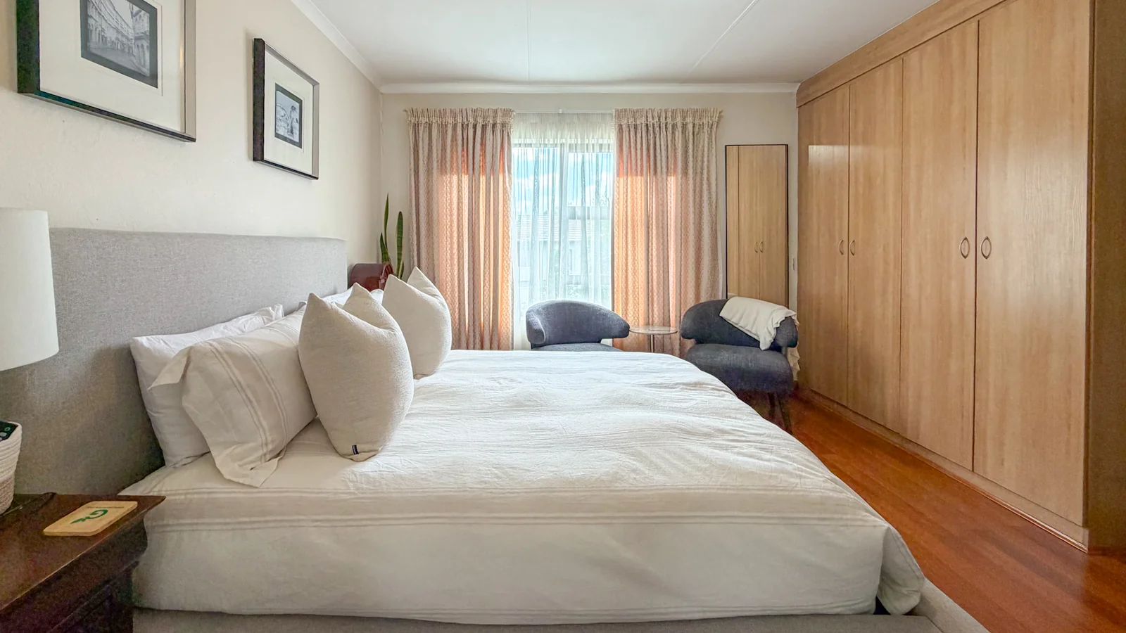 Stylish 3-Bed Duplex with Double Garage + Louvered Patio