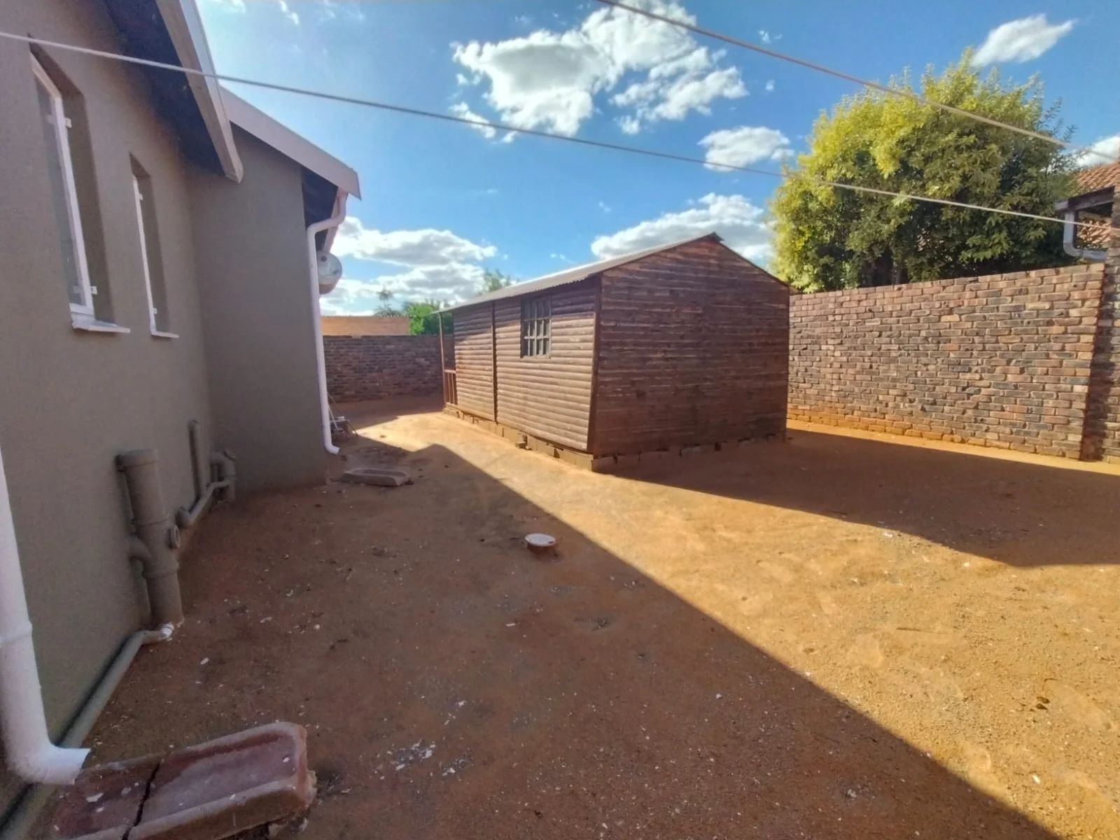 3 Bedroom House To Rent