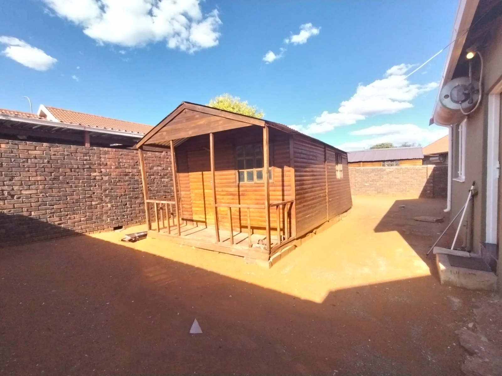 3 Bedroom House To Rent