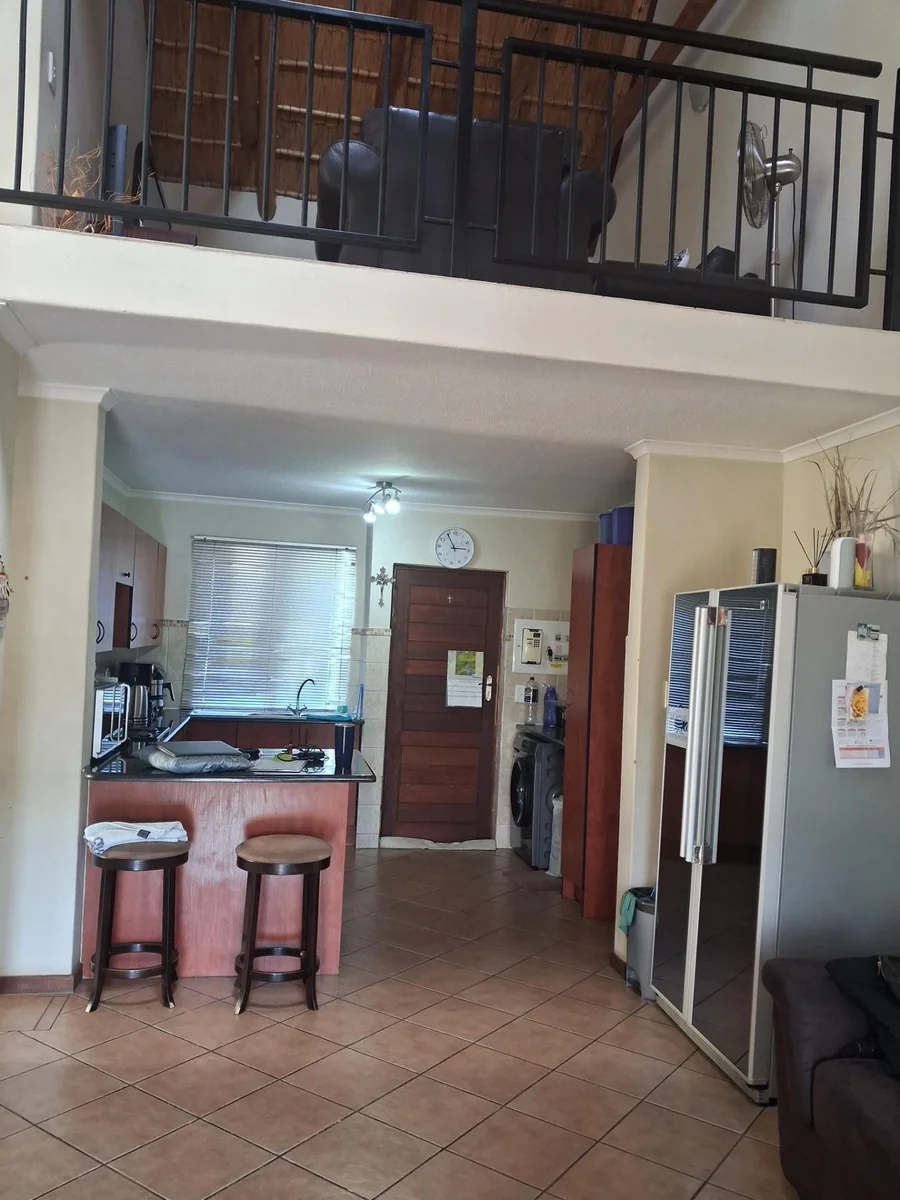 BEAUTIFUL PENTHOUSE 4 SALE IN MONTANA!!!!